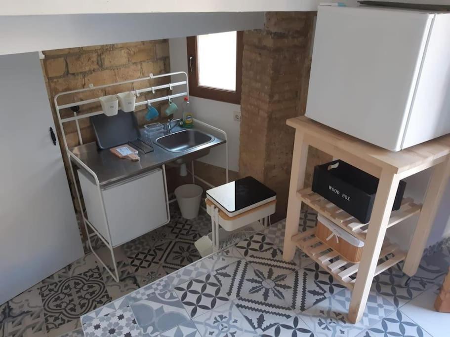 Precioso Apartamento Con A/A En Ruzafa Con Terracita Privada Y Acceso A Un Jardin, Para 2-3 Personas Valencia Exterior photo