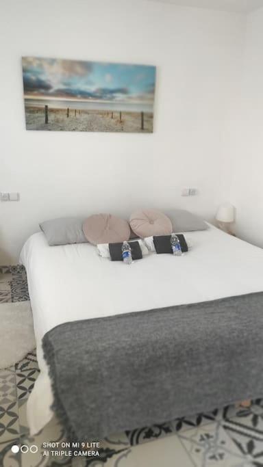 Precioso Apartamento Con A/A En Ruzafa Con Terracita Privada Y Acceso A Un Jardin, Para 2-3 Personas Valencia Exterior photo