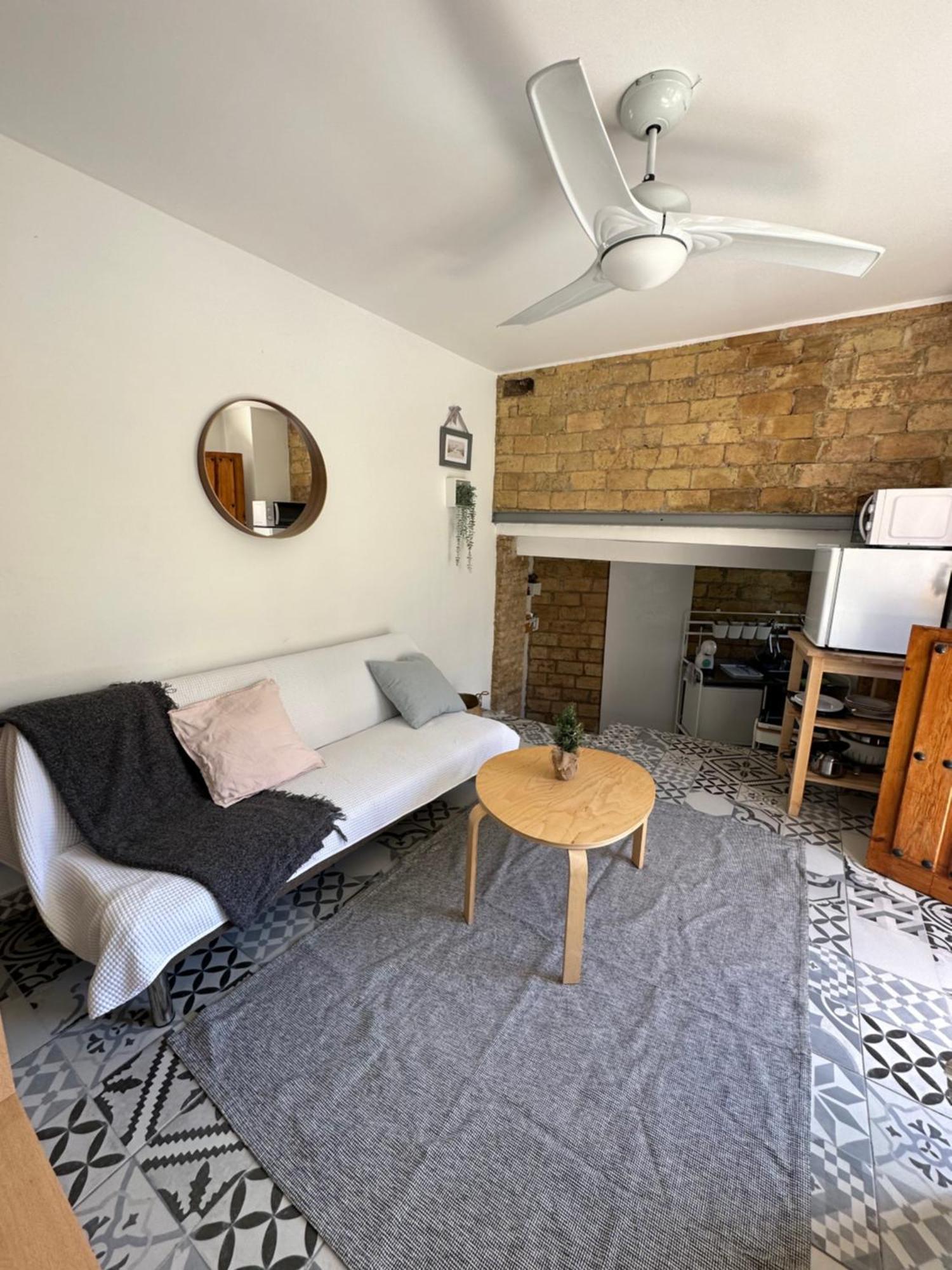Precioso Apartamento Con A/A En Ruzafa Con Terracita Privada Y Acceso A Un Jardin, Para 2-3 Personas Valencia Exterior photo